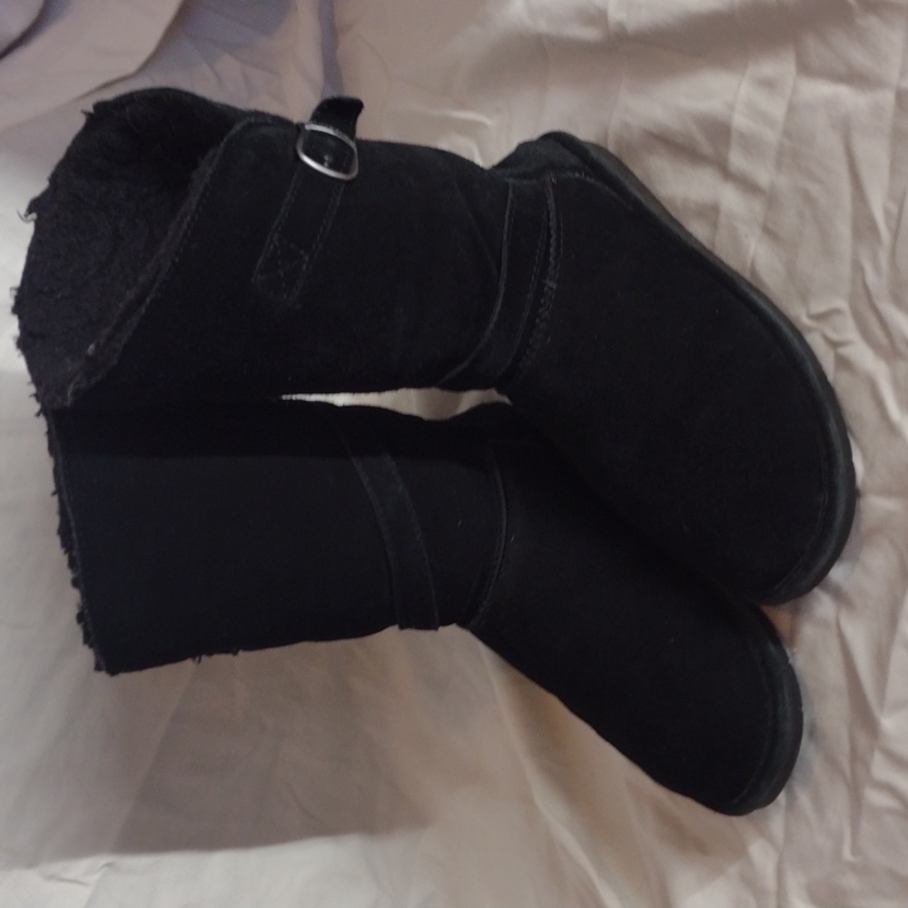 Women's Bearpaw boots